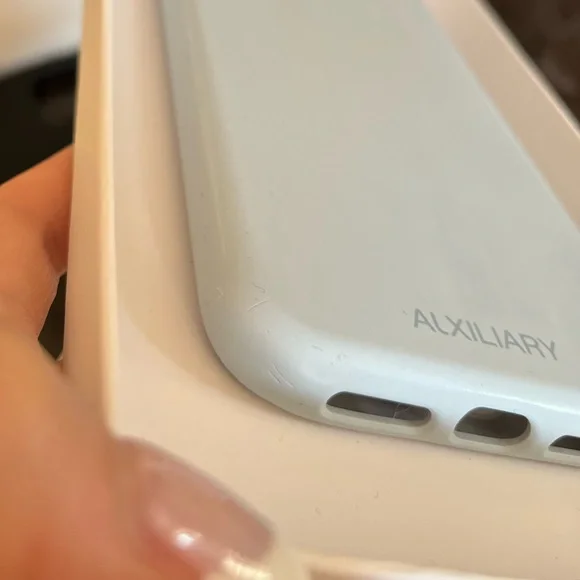 Auxiliary Case - Picture 3 of 3